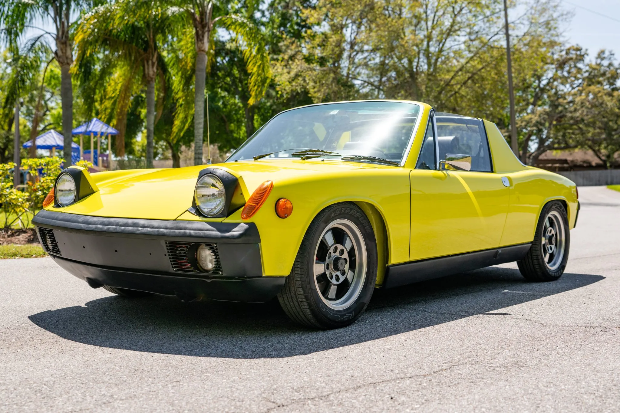Porsche 914